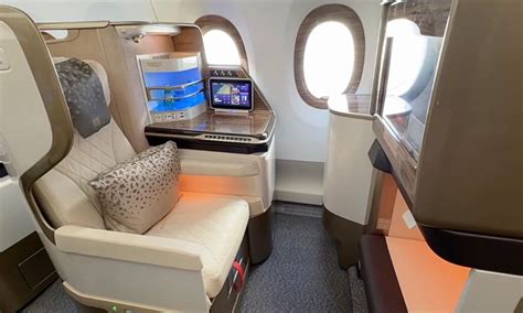 Seat map of Emirates Airbus A350.